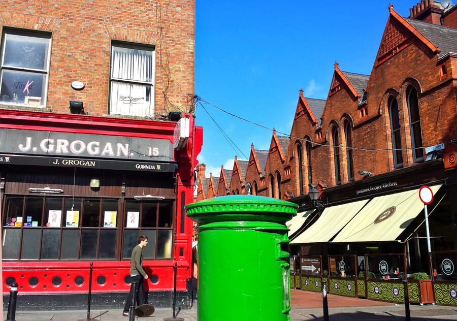 Dublin: Guided Sights and Pints Tour - Christ Church Cathedral: faith, symbolism, and a sense of continuity