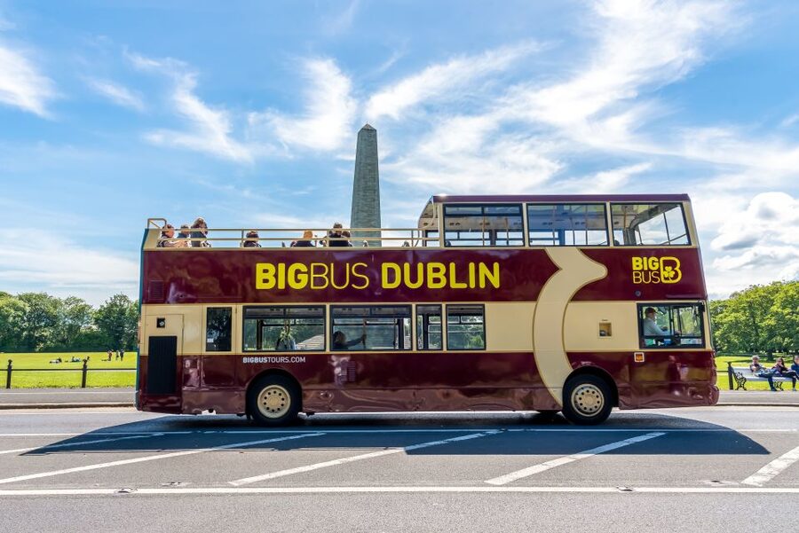 Dublin: Guinness Storehouse Ticket & Hop-on Hop-off Bus Tour - St Stephen’s Green, City Hall, and the castle zone