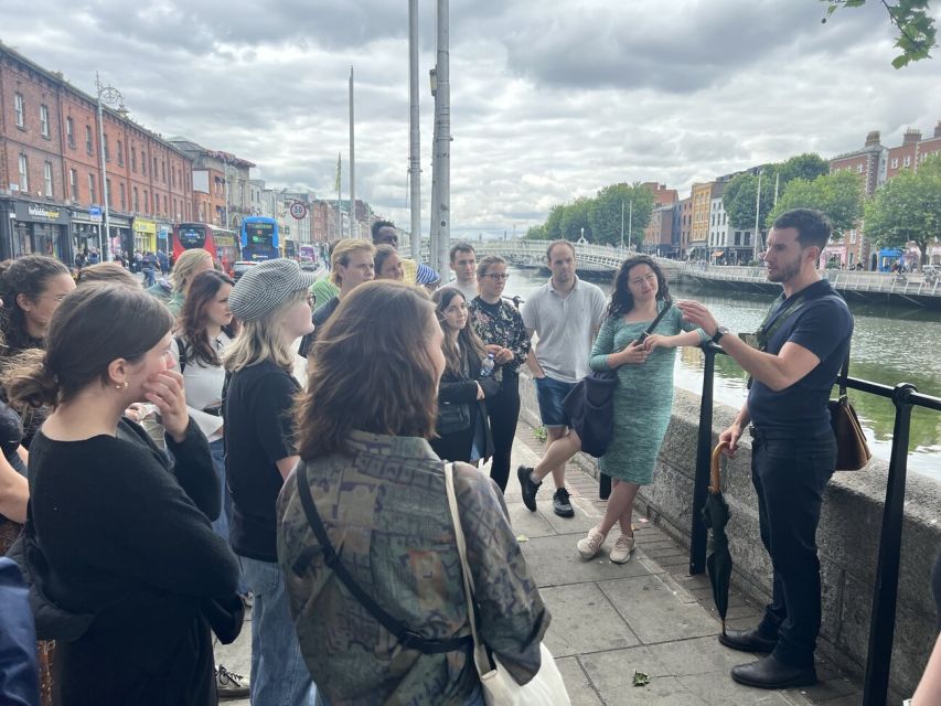 Dublin: Highlights and Hidden Gems Walking Tour - A Two-Hour Dublin Story From Vikings to Victorian Streets