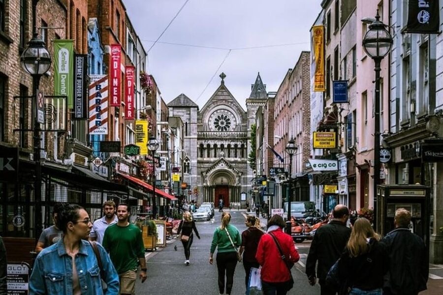 Dublin: Highlights and Hidden Gems Walking Tour - Molly Malone Statue and Cockles and Mussels: The Legend You Hear Everywhere