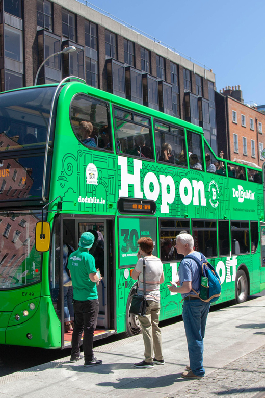 Dublin: Hop-on Hop-off Tour with Live German Commentary - Key Highlights at a Glance