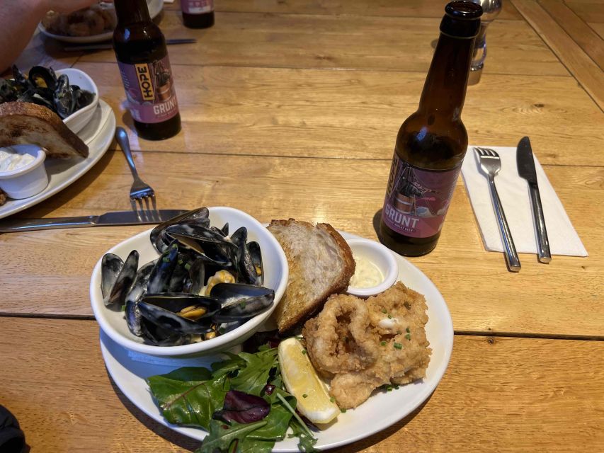 Dublin: Howth Coastal Craft Beer and Seafood Tour - The seafood feast: shrimp, mussels, and the harbor mindset