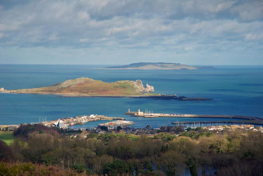Dublin: Howth Coastal Hiking Tour - The traditional village walk: history you can hear on the street