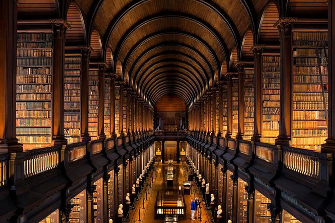 Dublin, in a day, on foot. History, culture & architecture! - A private walking day in Dublin, shaped by you