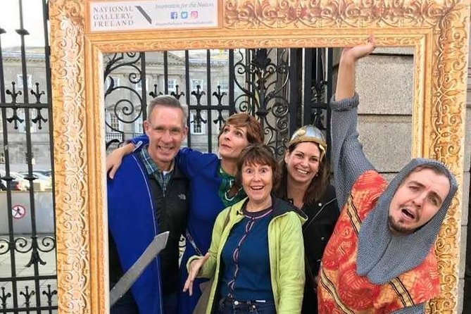 Dublin, in a day, on foot. History, culture & architecture! - Merrion Square: museums, literature, and Yeats in the details