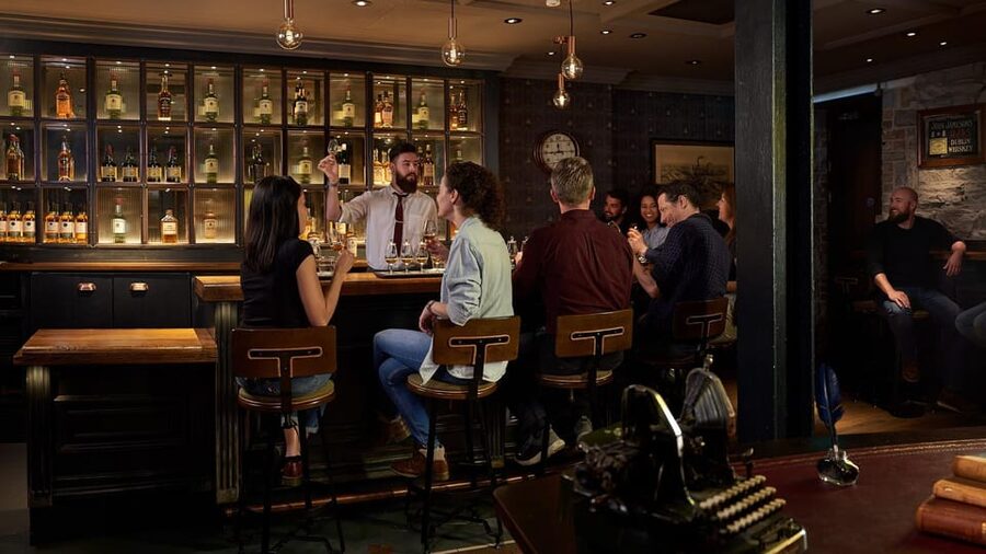 Dublin: Jameson Distillery Secret Whiskey Tasting Experience - The 1-hour rhythm: from Bow St. check-in to your final pour