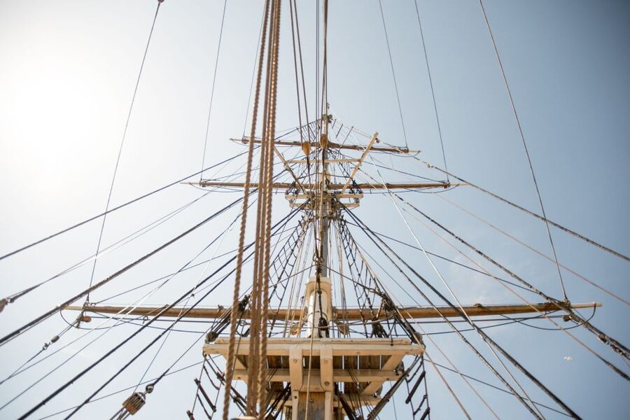 Dublin: Jeanie Johnston Tall Ship Irish Famine History Tour - Replica history and the big idea behind tall ships