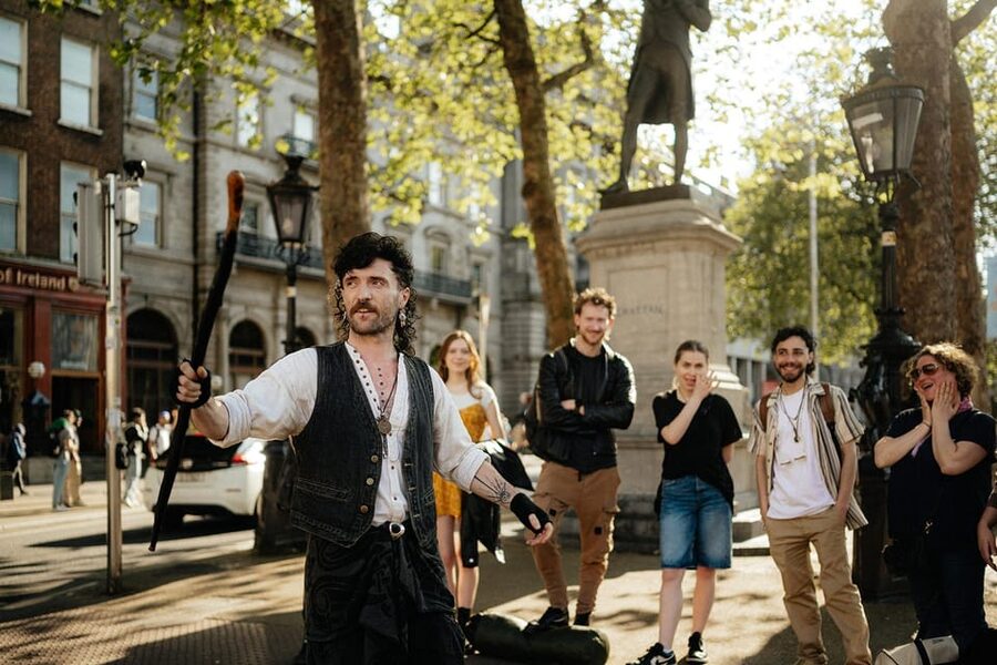 Dublin: Legends, Ghosts & Ghouls Walking Tour - Stop 3: St Stephen’s Green, where the darker side of old Dublin lingers