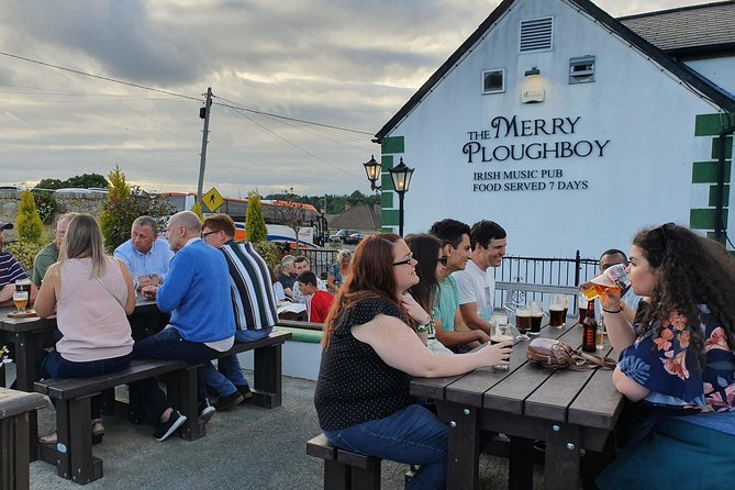 Dublin Mountain Pub Tour ( small group Pub Crawl max 15 people) - Drinks and food planning, so you enjoy the music and not your stomach