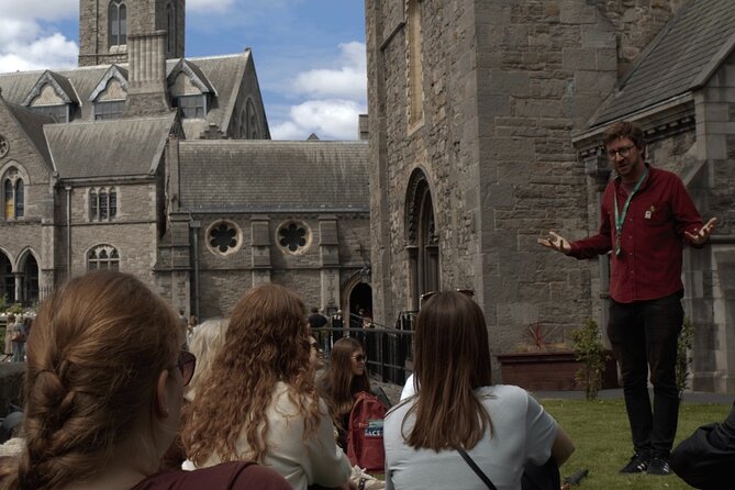 Dublin Mythology and Folklore Tour with Irish Stories and Legends - Stop 6: Parnell Square and the Garden of Remembrance Finale