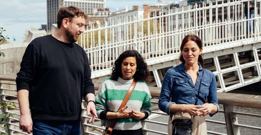 Dublin: Personalized Private Tour with a Local Host - Starting at the Molly Malone Statue, and why that matters