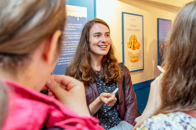 Dublin Private Walking Food Tour With Locals with 10 Tastings - The meeting point and how the walk feels