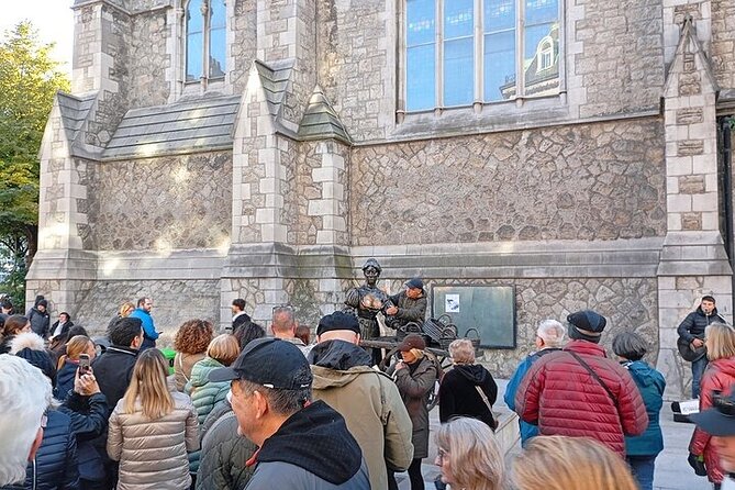 Dublin Private Walking Tour | 3 hour Highlights & Hidden Gems - A 3-hour private walk that strings Dublin’s power stories