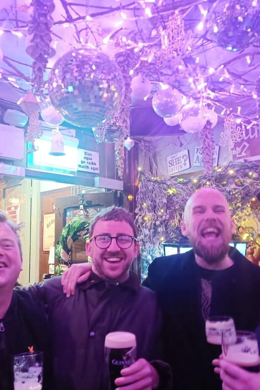 Dublin: Pub Tour. Pour The Perfect Guinness, Whiskey & Music - What you learn besides drinks: alcohol in Irish culture, society, story, and song