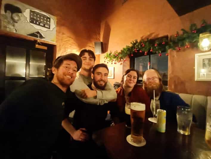 Dublin: Pub Tour. Pour The Perfect Guinness, Whiskey & Music - Starting at Crown Alley, ending back in the pub zone