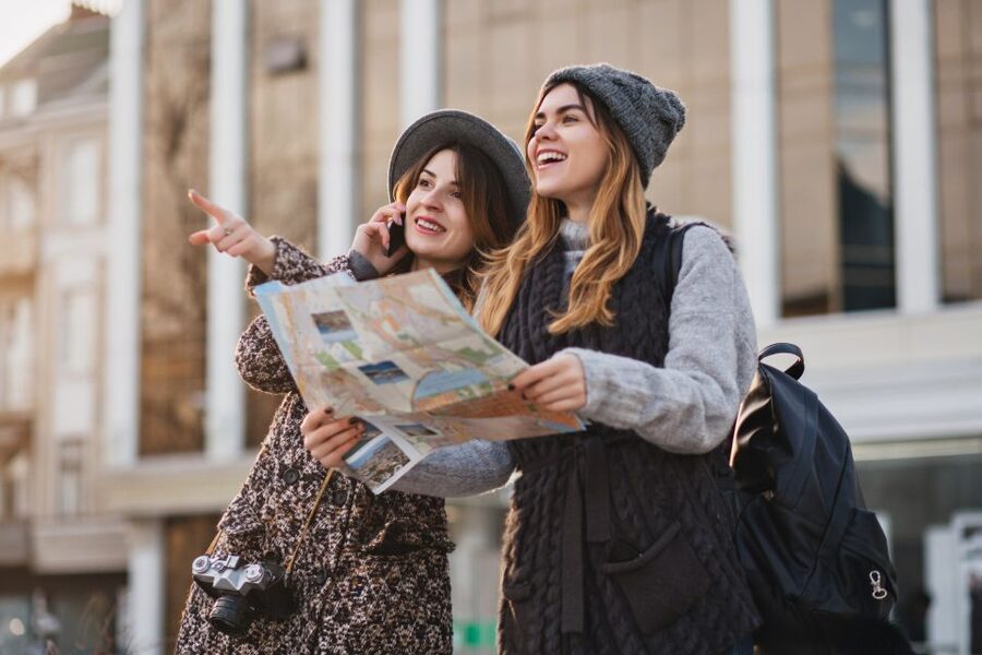 Dublin: Skip-the-line Book of Kells & Old Town Private Tour - Transportation, pacing, and group size realities