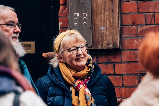 Dublin Storytelling Pub Tour - 3 stops, drinks & local snacks - A Georgian start at Powerscourt Townhouse Centre