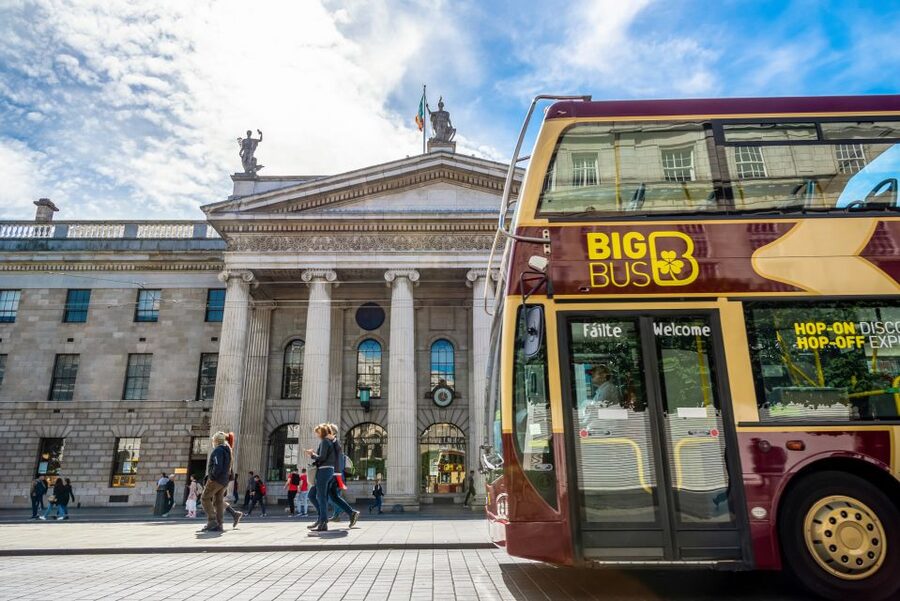 Dublin: The Dublin Pass with Tickets to 40+ Attractions - Food tours and a little chaos: Food on Foot and Drinks on Foot