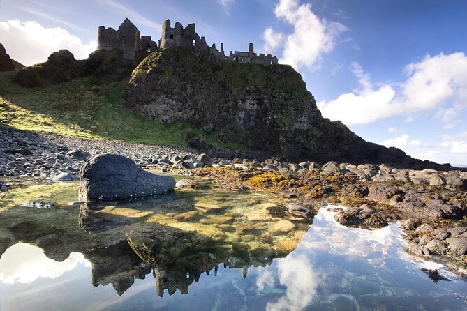 Dublin to Belfast Titanic, Dunluce Castle & Giant's Causeway Tour - Coach comfort, Wi-Fi, and the real rhythm of a long day