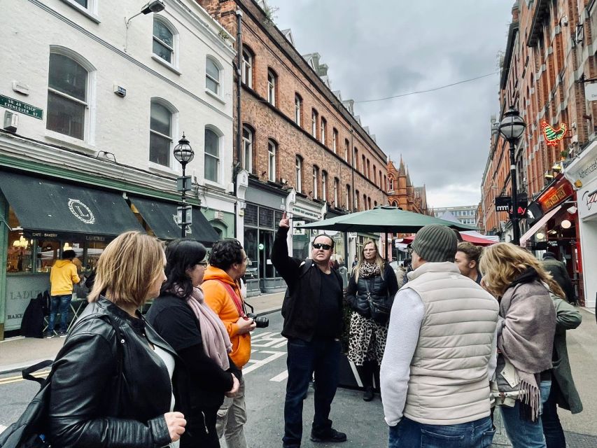 Dublin: Traditional Pubs Walking Tour with Local Guide - Smithfield meet-up and the whole point of a guided pub walk