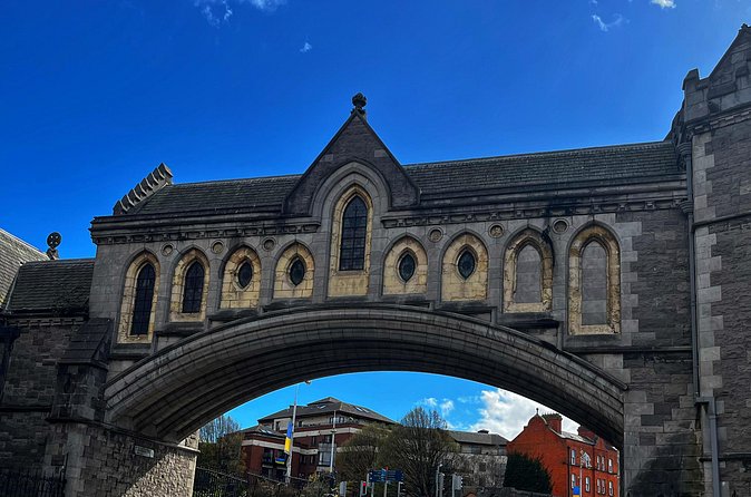 Dublin Walking Hibernoceltic Tours - Dame Street and the civic story: Grattan’s Parliament