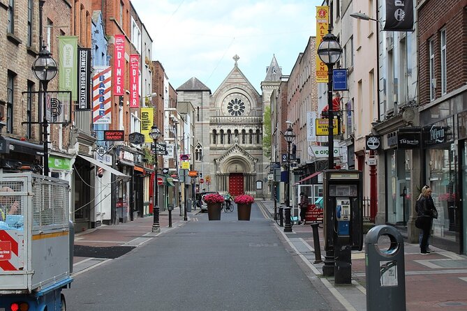 Dublin Walking Tour: Explore Top Sights & Hidden Gems - Dublin Castle Area Stroll: Plan to Be Flexible for the Surprise Stops