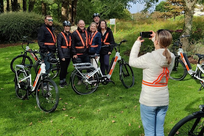 Electric Bike Tour of Kinsale with Expert Local Guide - Getting started at Main Street, and how setup actually matters