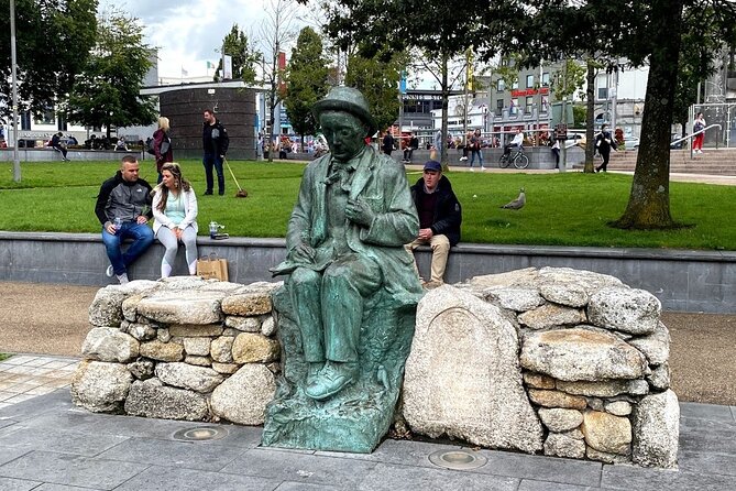 Explore Galway City Walking Tour - Stop 1: The Hotel Meyrick area, Browne doorway, and Padraic O’Conaire