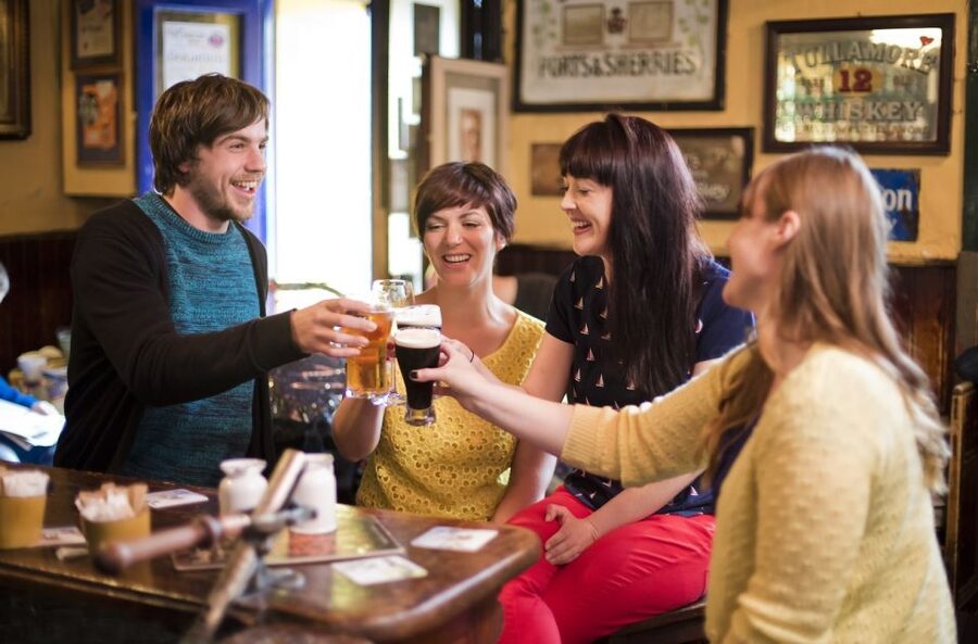 From Cork: Full-Day Guided Tour to Dingle Peninsula - From Cork to Kerry, the logic of a 10-hour Dingle run