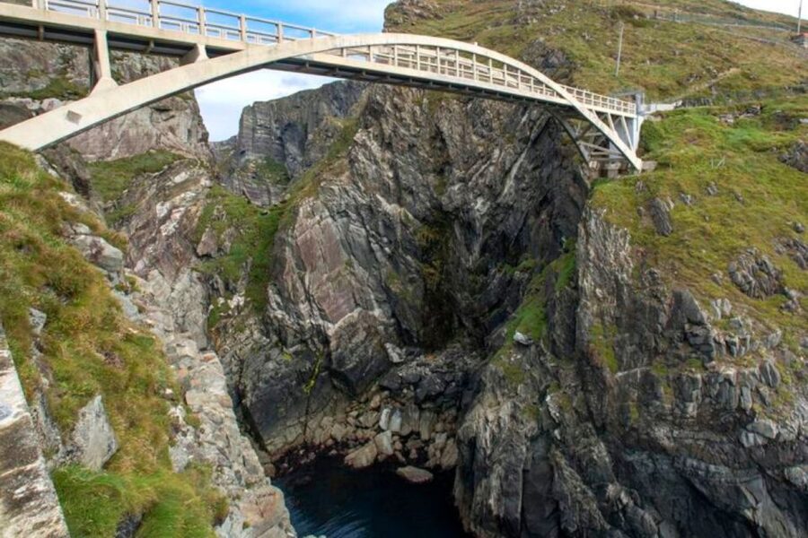 From Cork: Guided Full-Day West Cork to Mizen Head Tour - Gougane Barra and St Finbarr’s Oratory, the quieter start