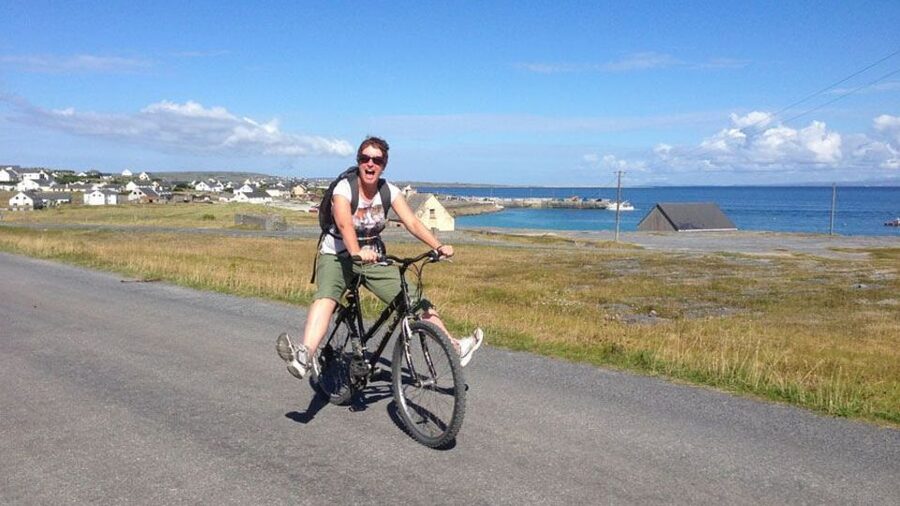 From Doolin: Day Trip to Inisheer with Bike or Bus Tour - Key Highlights Worth Booking for