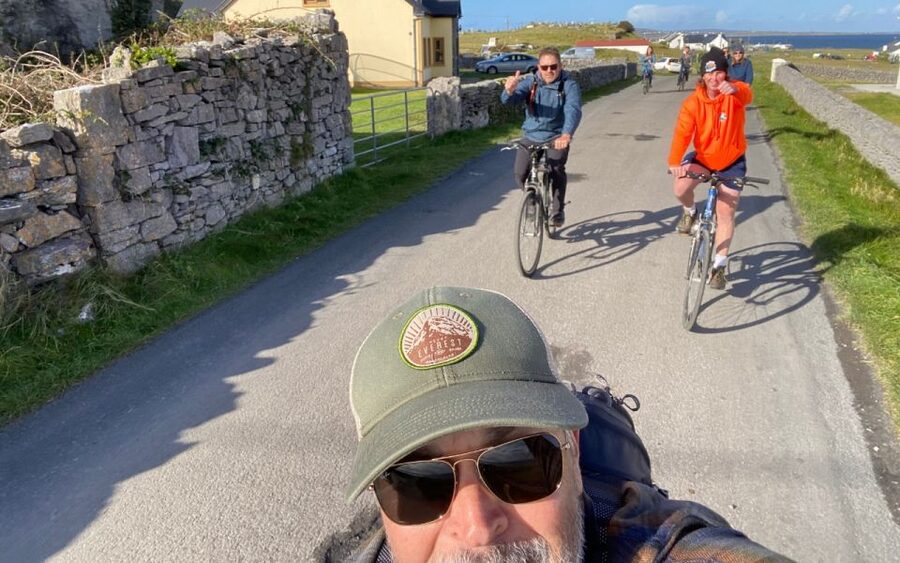 From Doolin: Day Trip to Inisheer with Bike or Bus Tour - Free Time on Inisheer: Pints, Playgrounds, and Beach Time