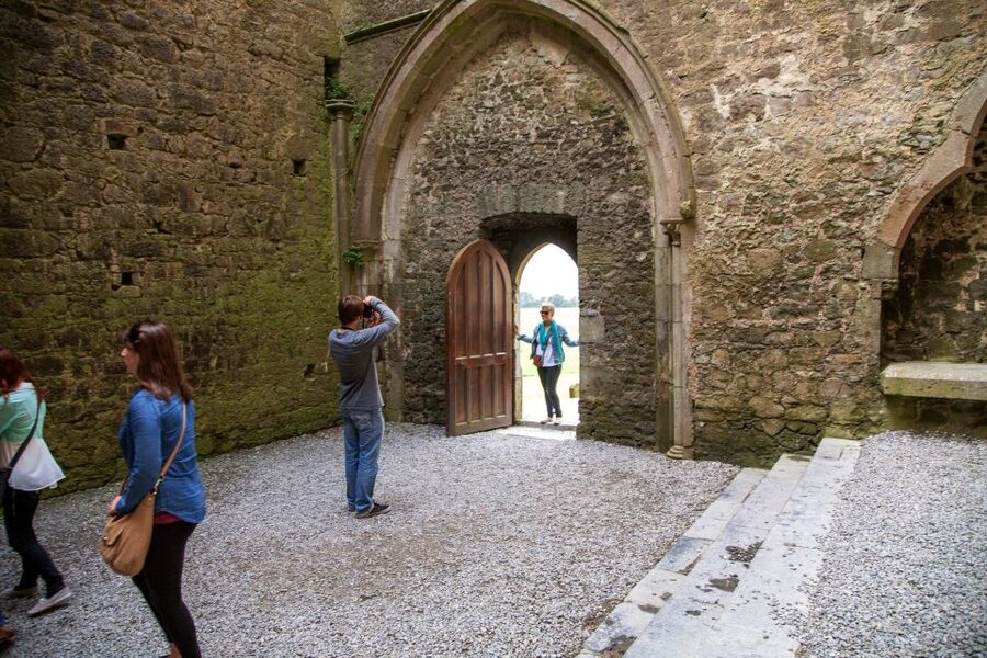 From Dublin: Blarney, Rock of Cashel and Cahir Castles Tour - Pacing and Breaks: How the Day Stays Enjoyable