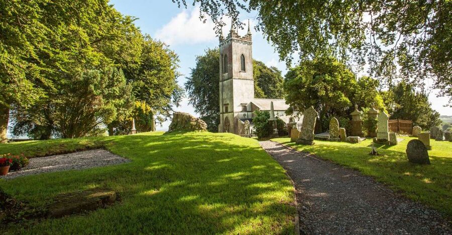 From Dublin: Celtic Boyne Valley and Ancient Sites Tour - Transportation, timing, and the pace you should expect