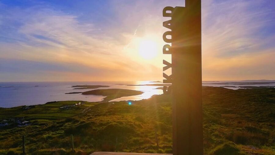 From Galway: Connemara, Kylemore Abbey or National Park Tour - Connemara Giant and Quiet Man Bridge Finish