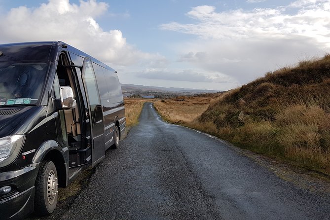From Galway: Guided tour of Connemara with 3 hour stop in Kylemore Abbey - Clifden and Sky Road: where the views start doing real work