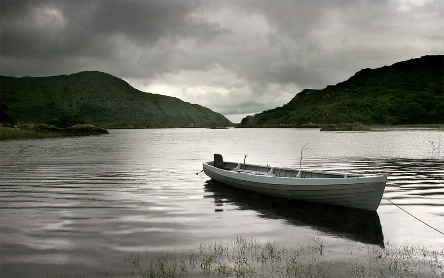 From Killarney: 'Ring of Kerry' Mountain Road 1-Day Bus Tour - Lunch hour plus refreshment stop: the pacing you should plan for