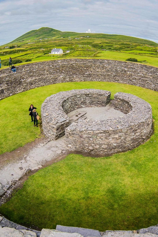 From Killarney: Ring of Kerry & Skellig Ring Full-Day Tour - Cahergall Stone Fort: Medieval Stone Meets Real-World Time Travel