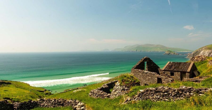 From Killarney: Wild Coast of Dingle Peninsula & Slea Head - Getting Started in Killarney: The 15-Minute Rule Matters