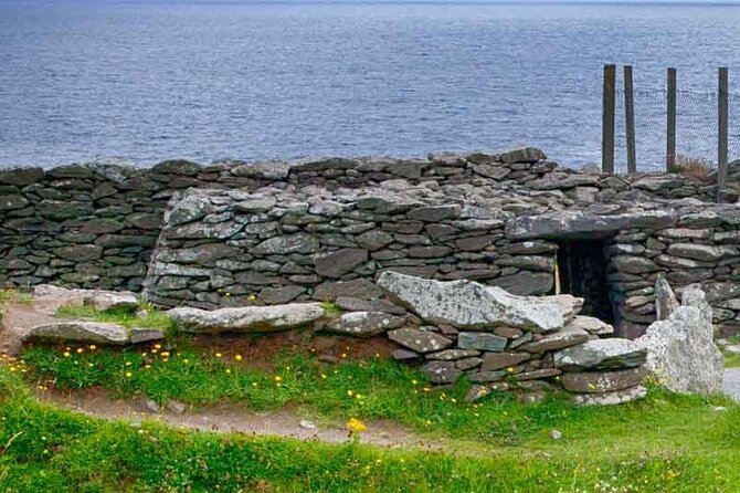 Full-Day Private Historical Tour at Ring of Kerry - Skellig Experience Visitor Centre: learn the monastic story on dry land