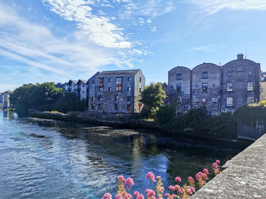 Galway City: Evening Guided Walking Tour of Galway City - Why This Evening Latin Quarter Walk Feels Like a Proper Galway Reset