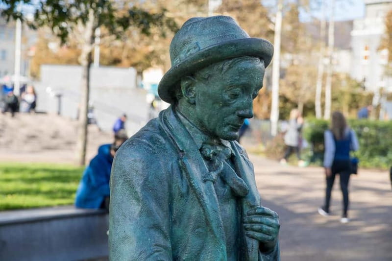 Galway City Walk: Rougues, Rebels and Rakes - Fishmarket Square, Spanish Arch, and Galway’s Maritime Past