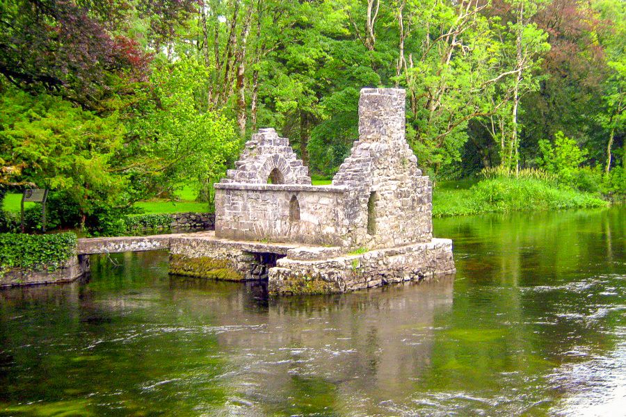 Galway, Cliffs of Moher & Connemara: 2-Day Combo Tour - From Paddy’s Palace at 08:00: how the route sets the tone