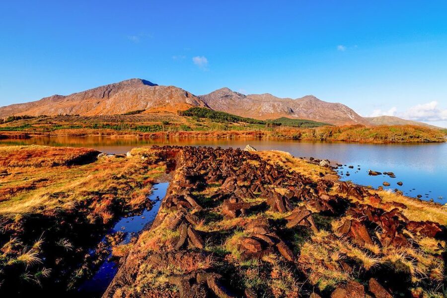 Galway, Cliffs of Moher & Connemara: 2-Day Combo Tour - Connemara stops around Lough Corrib and Maam Valley