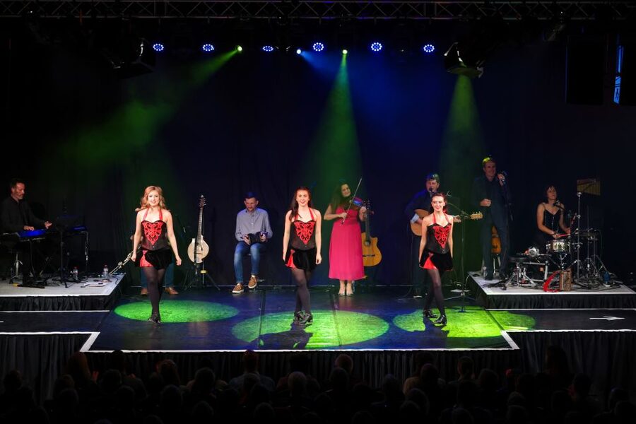Galway: Trad on the Prom Ticket with Irish Music and Dancing - Dance focus, but not at the expense of song and music