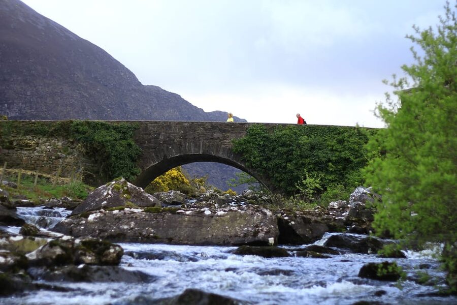 Gap of Dunloe & Lakes of Killlarney Boat Tour - Gap of Dunloe on foot: what that 2.5 hours really asks of you