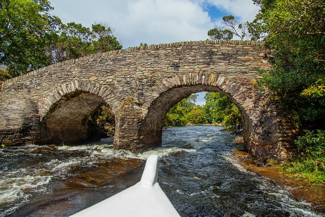 Gap of Dunloe Tour (Boat & Bus) - Lord Brandon’s Cottage: your lunch window and your boat timing