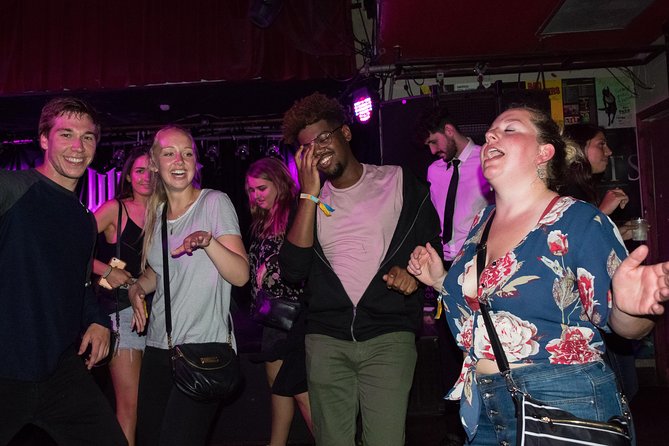 Generation Pub Crawl Dublin - Guides, group energy, and staying on track