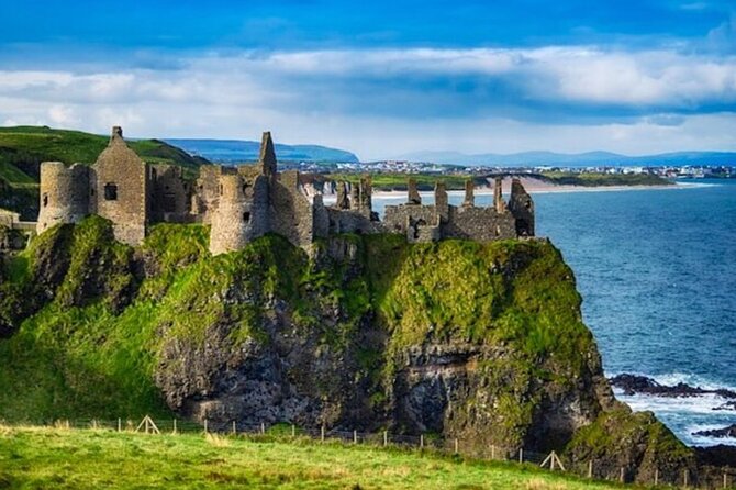 Giants Causeway and Belfast 2 Days with Private Chauffeur Tour - Price and value for a private group up to 3