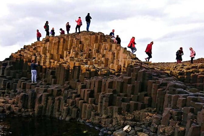 Giants Causeway with Private Chauffeur Day Tour from Dublin - Dunluce Castle: Clifftop Ruins and the Story of Tragedy